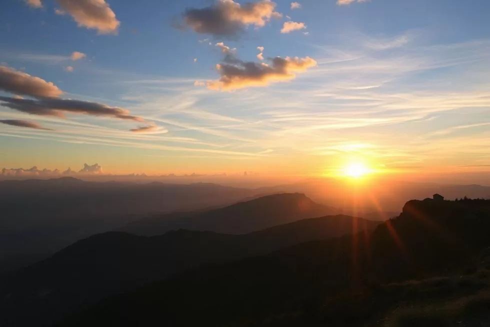 Compreendendo a Salvação: Os 7 Pilares da Redenção Cristã